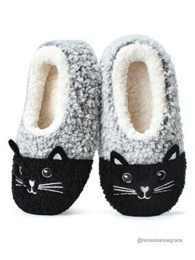 Women's Plush Cat Slippers with Faux Fur Lining and Non Slip Sole